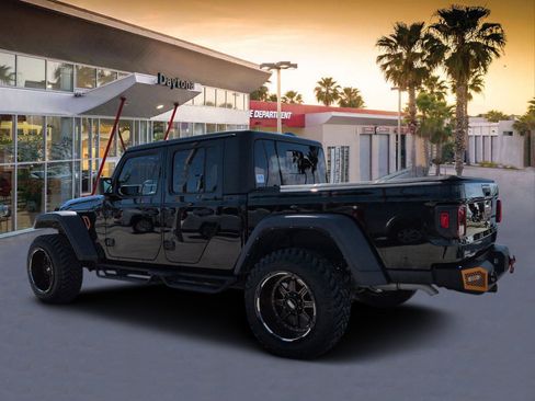 Certified 2023 Jeep Gladiator Mojave w/ Trailer Tow Package image 5