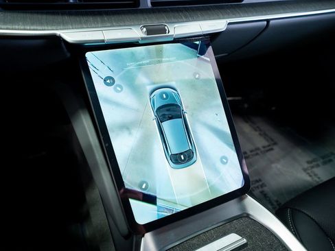 Used 2024 Lucid Air Touring AWD/4WD image 38
