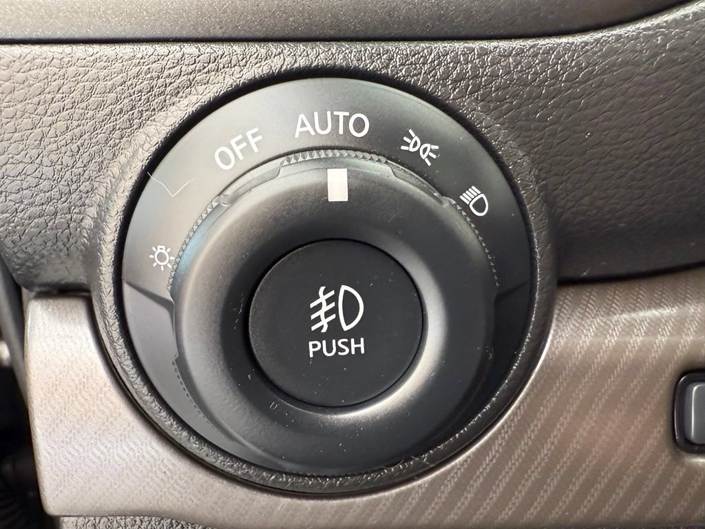 Used 2024 Nissan Titan PRO-4X w/ Pro-4x Convenience Package AWD/4WD image 42