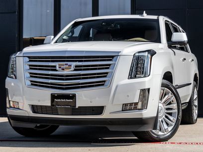 Used 2019 Cadillac Escalade Platinum