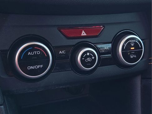 Used 2018 Subaru Crosstrek 2.0i Limited image 15