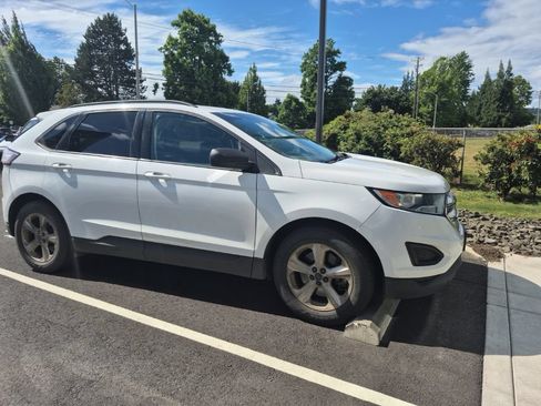 Used 2015 Ford Edge SE AWD/4WD image 3