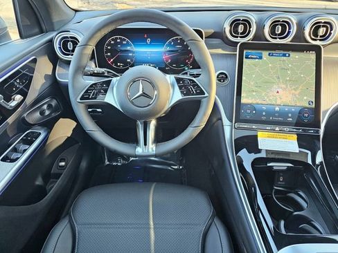 New 2026 Mercedes-Benz GLC 300 4MATIC image 29