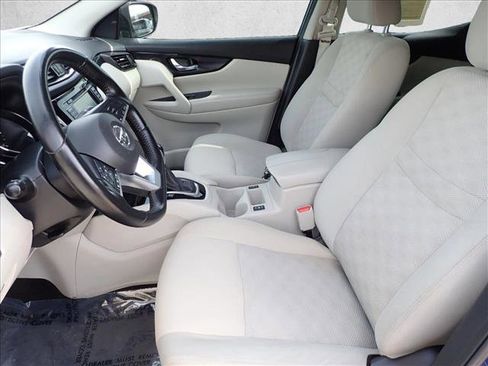 Used 2021 Nissan Rogue Sport SV FWD image 11