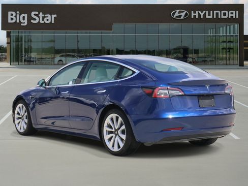Used 2019 Tesla Model 3 Standard Range RWD image 3