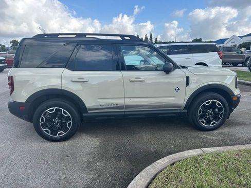 Used 2025 Ford Bronco Sport Outer Banks w/ Outer Banks Tech Package+ AWD/4WD image 4