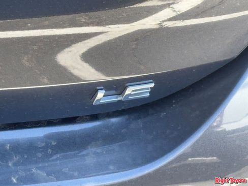 Certified 2025 Toyota Highlander LE image 11