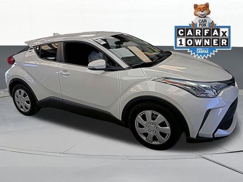 Used 2021 Toyota C-HR LE FWD image 1