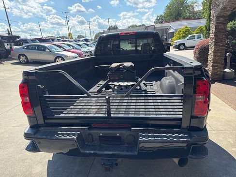 Used 2015 GMC Sierra 3500 Denali w/ Duramax Plus Package AWD/4WD image 4