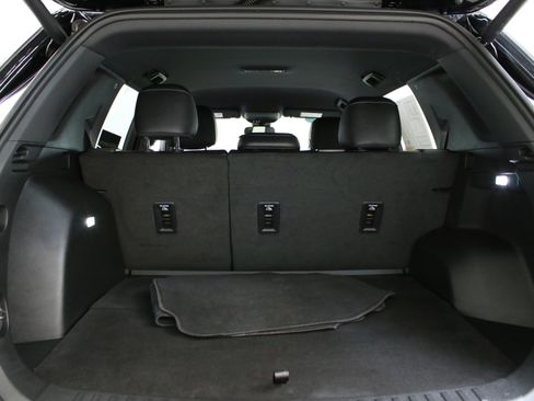 Used 2025 Chevrolet Equinox LT w/ Convenience Package II AWD/4WD image 28