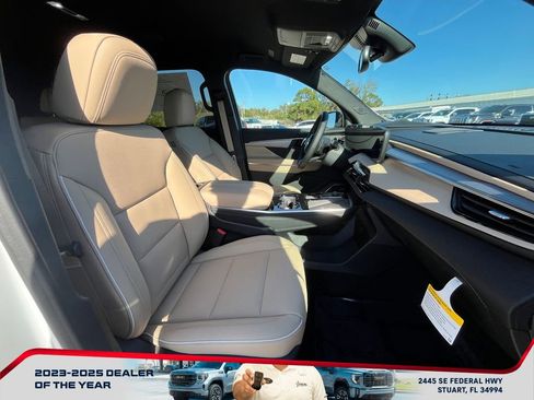 New 2026 Buick Enclave Preferred image 21