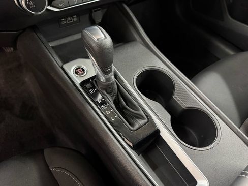 Used 2025 Nissan Altima 2.5 SV FWD image 22