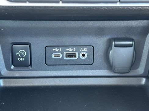 Certified 2024 Nissan Sentra SV w/ SV Premium Package image 36