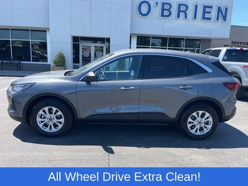 Used 2023 Ford Escape Active AWD/4WD image 2