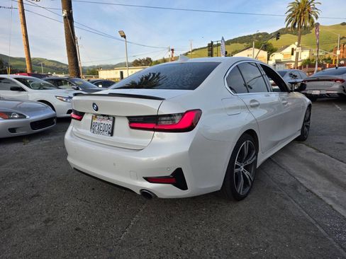Used 2020 BMW 330i Sedan w/ Convenience Package image 4