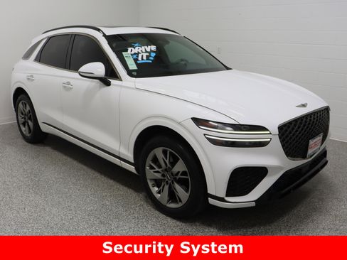 Used 2022 Genesis GV70 3.5T Sport w/ Cargo Package image 4