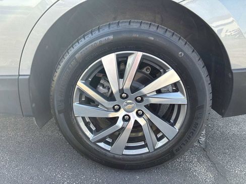 Used 2024 Chevrolet Equinox LT image 31