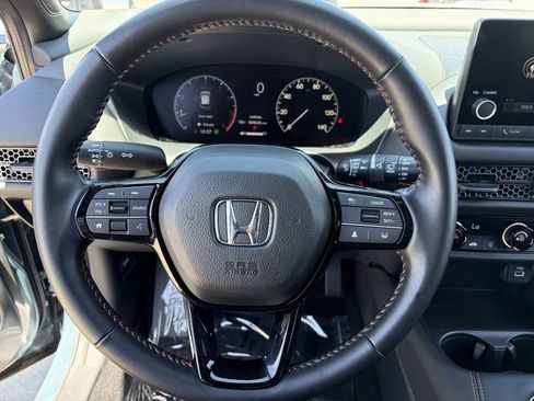 Certified 2025 Honda HR-V Sport image 22