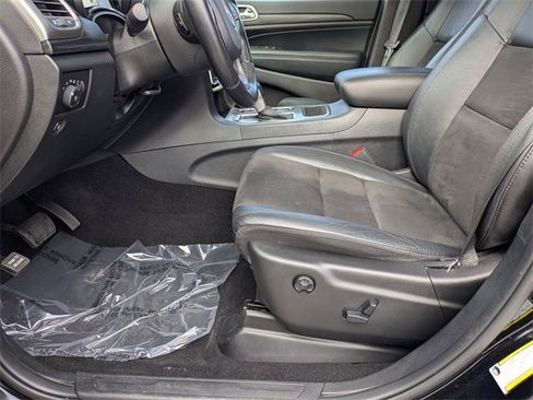 Used 2020 Jeep Grand Cherokee Altitude image 11