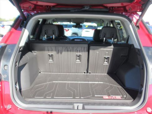 Used 2019 GMC Terrain Denali w/ Advanced Safety Package image 29