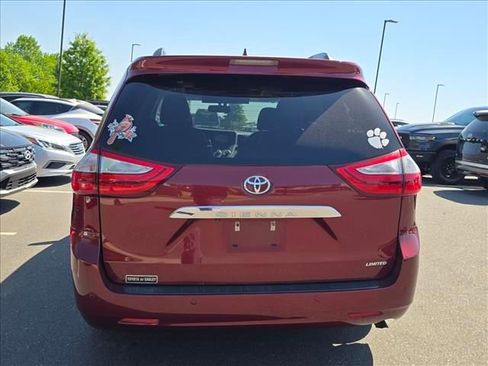 Used 2015 Toyota Sienna Limited Premium w/ Advanced Technology Package FWD image 4