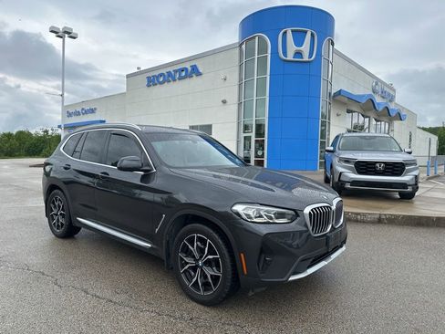 Used 2022 BMW X3 xDrive30i AWD/4WD image 1