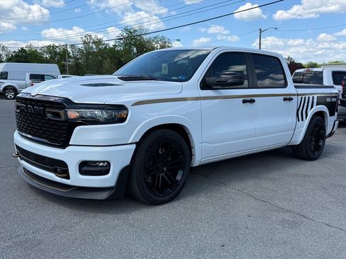 New 2026 RAM 1500 Big Horn AWD/4WD image 8
