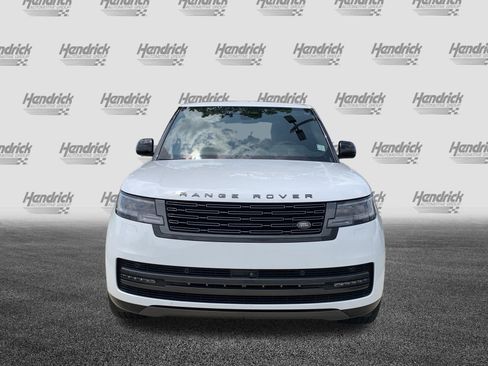 Used 2024 Land Rover Range Rover Long Wheelbase SE AWD/4WD image 3