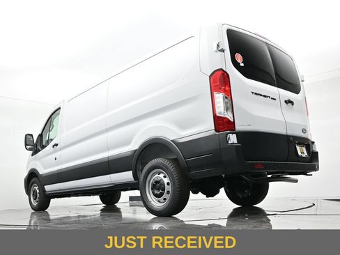 New 2026 Ford Transit 250 Low Roof w/ Load Area Protection Package RWD image 22