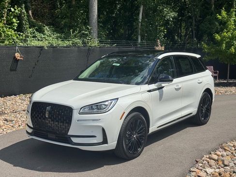 New 2025 Lincoln Corsair Grand Touring w/ Equipment Group 301A image 1