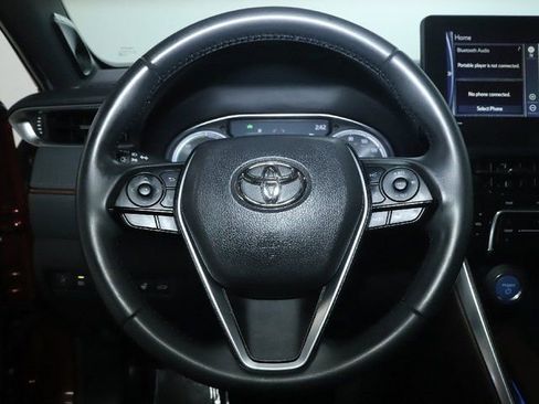 Used 2021 Toyota Venza Limited w/ Advanced Technology Package image 24