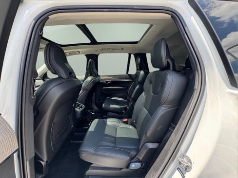 Used 2024 Volvo XC90 B6 Ultimate AWD/4WD image 14