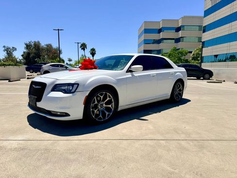 Used 2016 Chrysler 300 S w/ Light Group RWD image 11