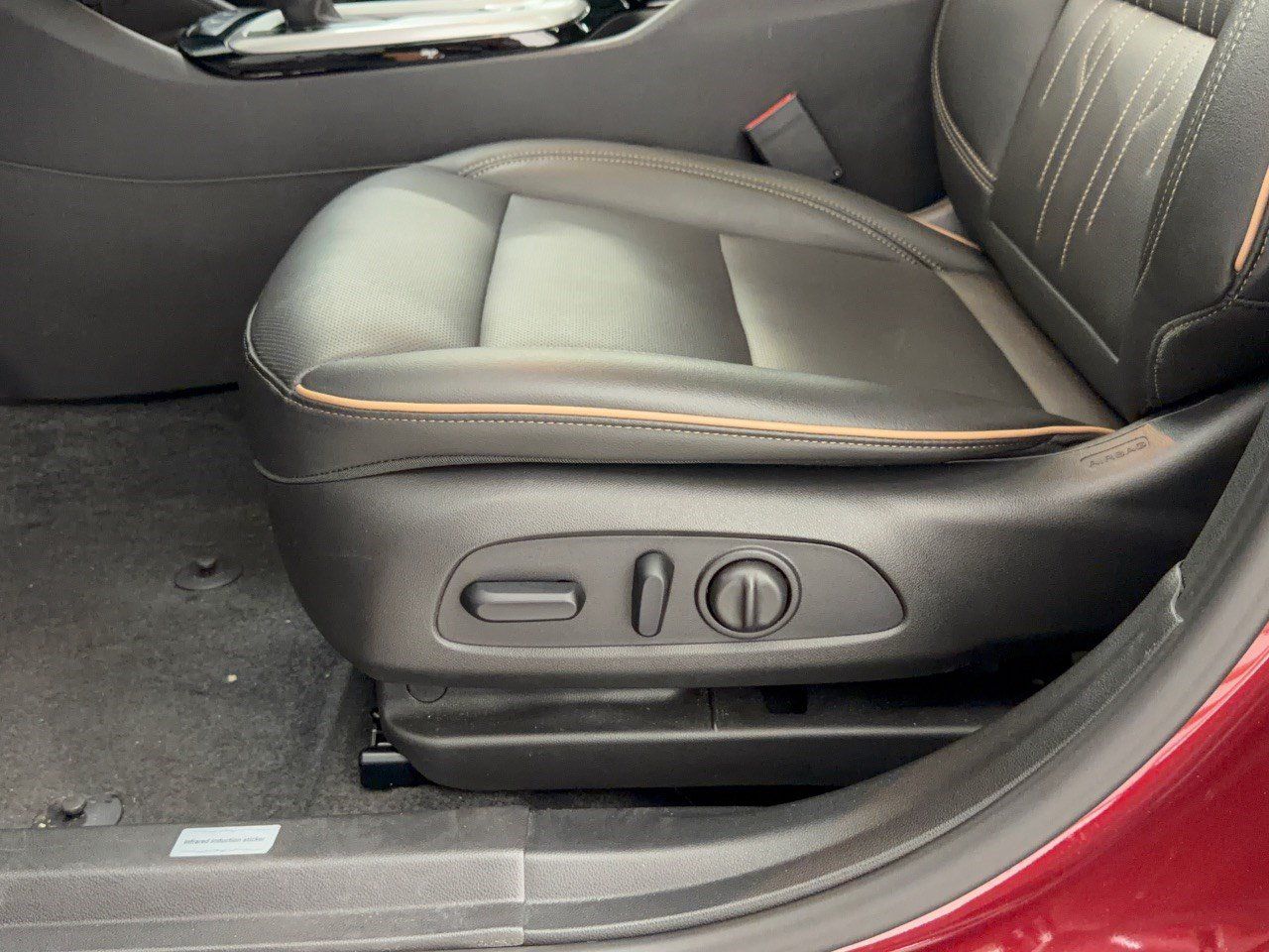 Used 2025 Buick Envista Avenir FWD image 16