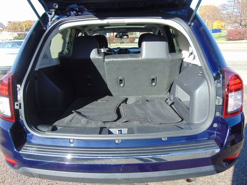 Used 2016 Jeep Compass High Altitude image 28