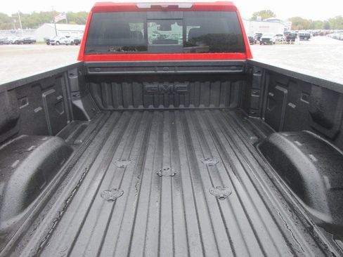 New 2026 GMC Sierra 3500 SLE w/ SLE Value Package AWD/4WD image 6