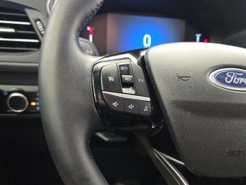 Used 2025 Ford Escape Active AWD/4WD image 27
