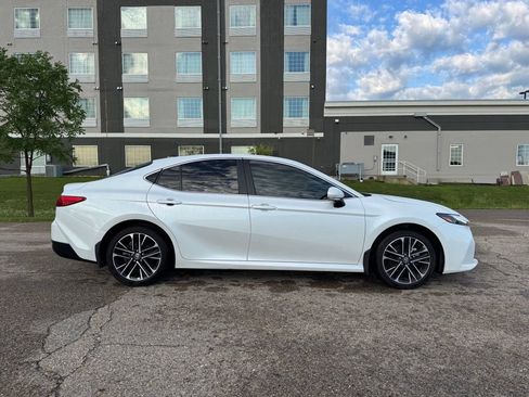 Used 2025 Toyota Camry XLE w/ Premium Plus Package AWD/4WD image 13