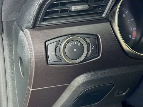 Used 2016 Ford Mustang Shelby GT350 w/ Technology Package image 12