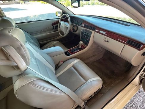 Used 2002 Cadillac Eldorado Collector's Edition image 24