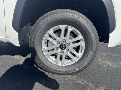 New 2026 Toyota Tundra SR5 image 9