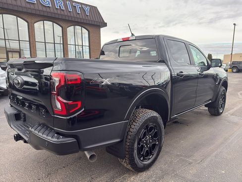 New 2025 Ford Ranger Lariat w/ Black Appearance Package image 8