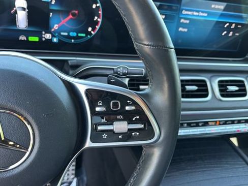Used 2022 Mercedes-Benz GLS 450 4MATIC image 24
