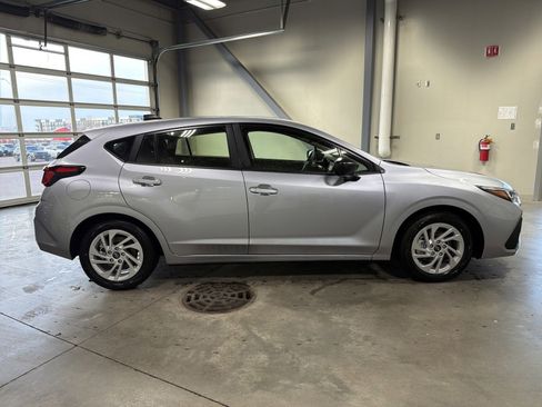 Used 2025 Subaru Impreza 2.0i w/ Popular Package #1A image 8