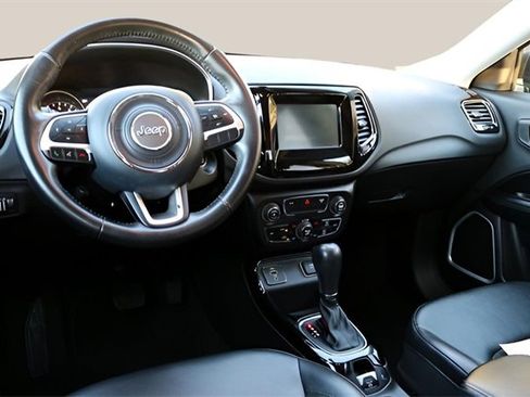 Used 2019 Jeep Compass Altitude image 14