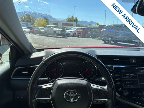 Used 2019 Toyota Camry XSE FWD image 20