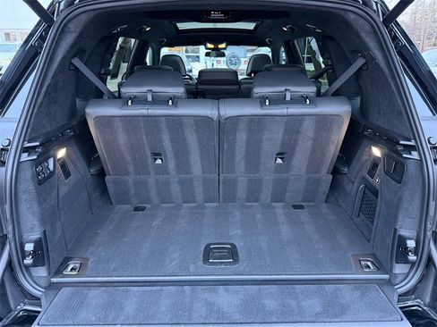 Certified 2023 BMW X7 xDrive40i w/ Executive Package image 39