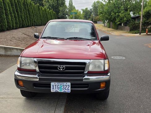 Used 1998 Toyota Tacoma 4x4 Xtracab w/ Convenience Pkg image 2