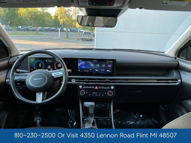 Used 2025 Hyundai Tucson SEL AWD/4WD image 2