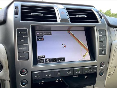 Used 2016 Lexus GX 460 w/ Premium Package AWD/4WD image 33